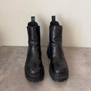 Zara Chelsea Boot